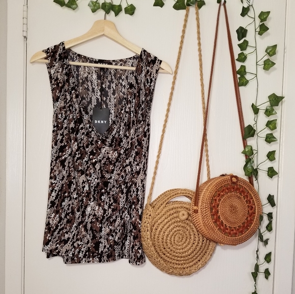 DKNY sleeveless top sz M - Picture 1 of 8